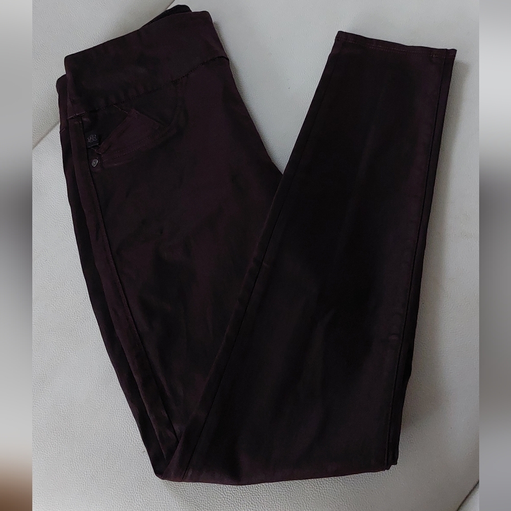 Rock Republic Coated Oxblood Red Skinny Pull On Pants. Very Sexy! Size 10.